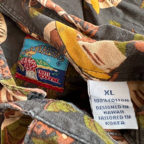 Reyn Spooner Hawaiian shirt - Picture 3 of 4